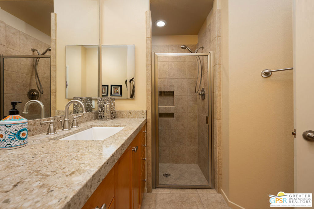 1365 Yermo Drive