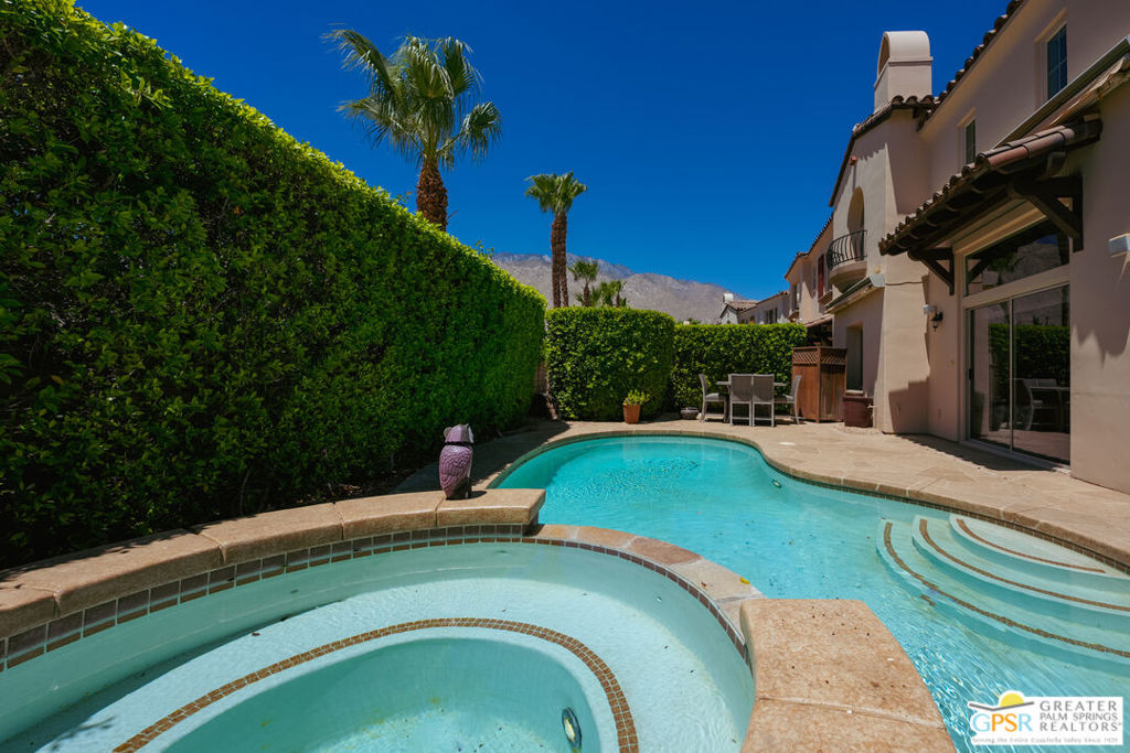 1365 Yermo Drive