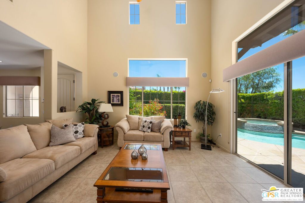 1365 Yermo Drive