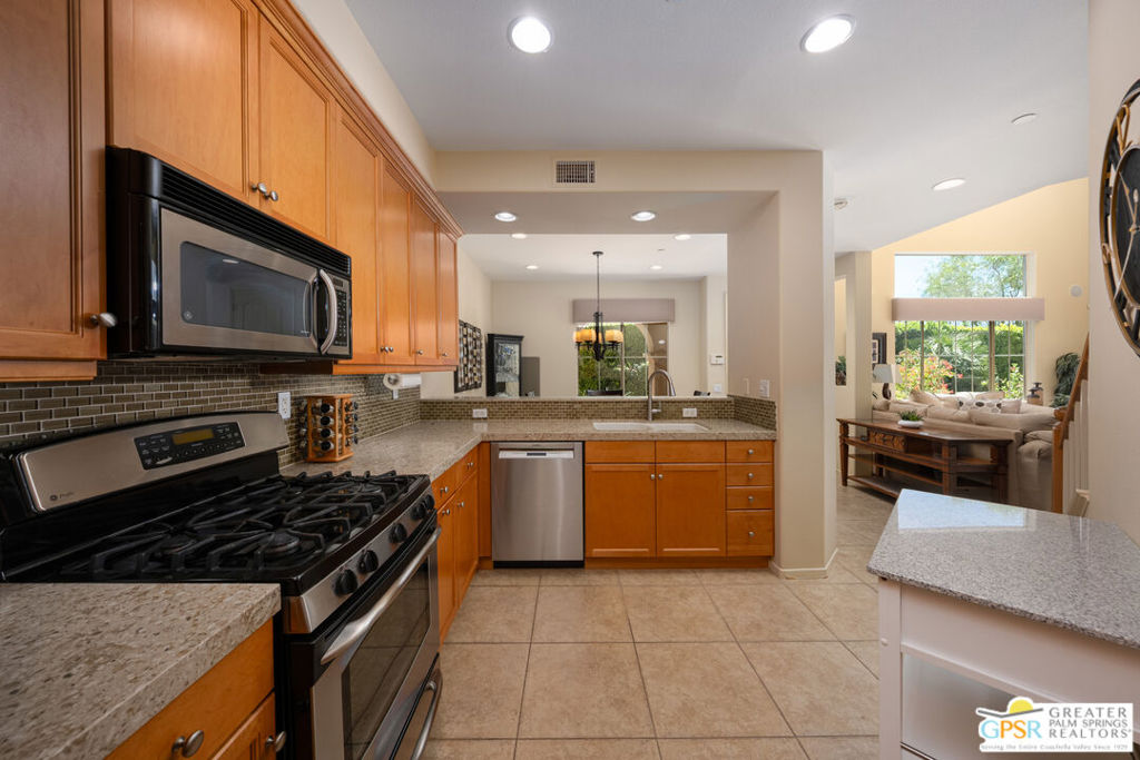 1365 Yermo Drive