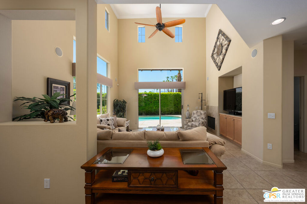 1365 Yermo Drive