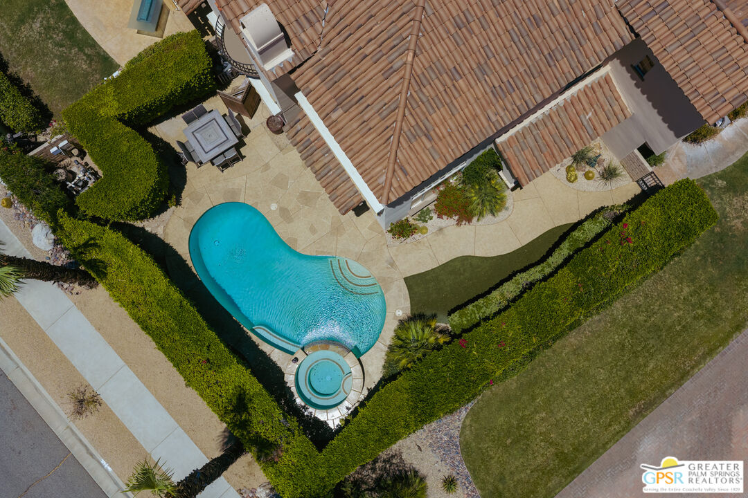 1365 Yermo Dr