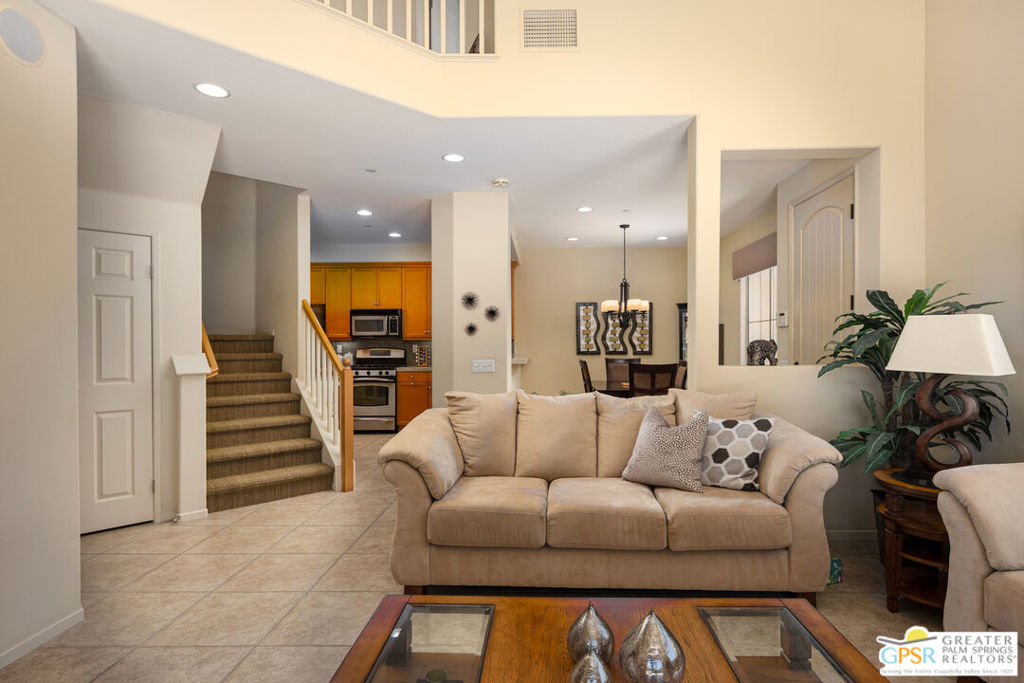 1365 Yermo Drive