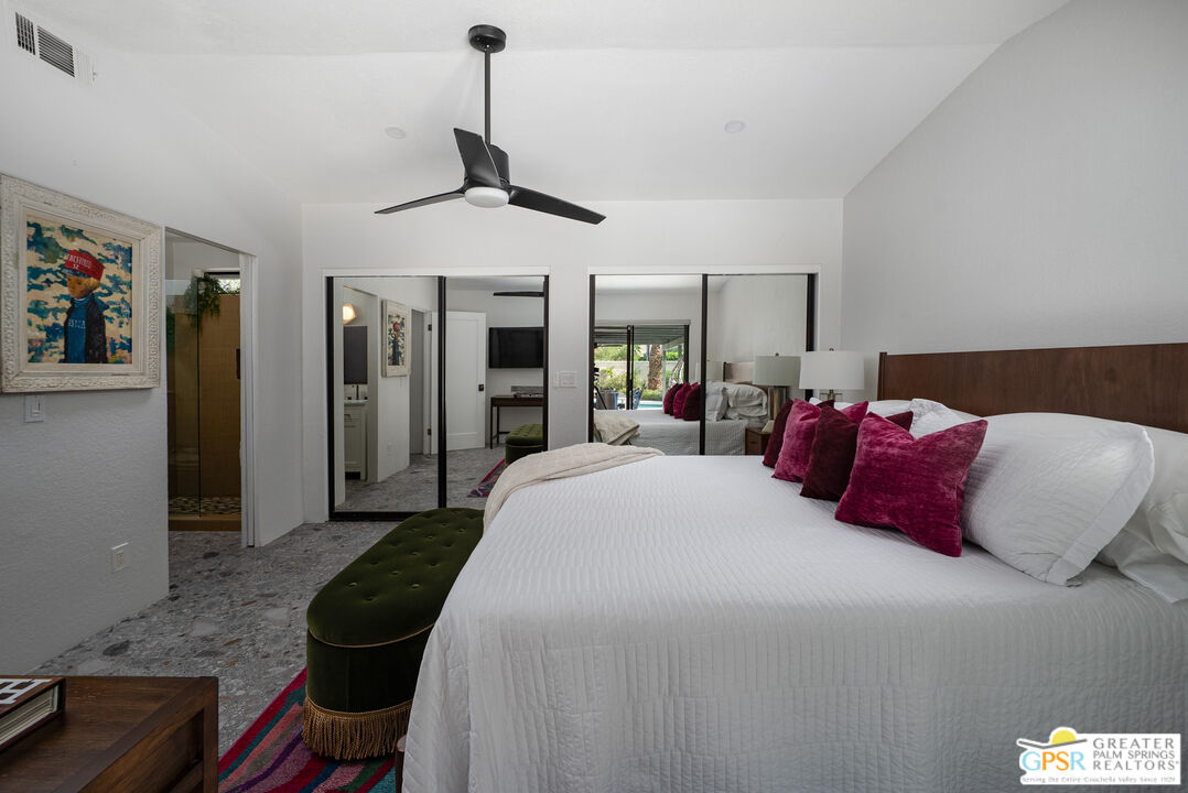 399 E San Rafael Dr