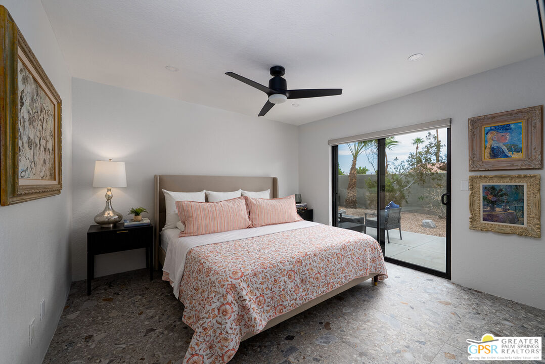 399 E San Rafael Dr