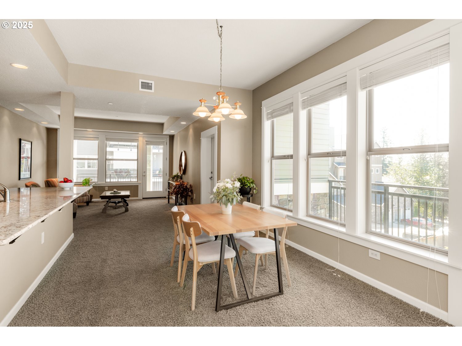 11709 SE CRESTED EAGLE LN E5, Happy Valley Unit: E5