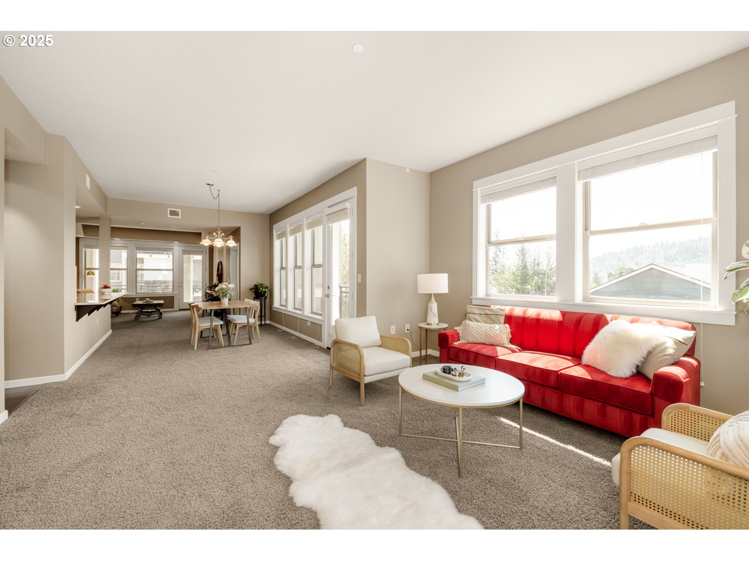 11709 SE CRESTED EAGLE LN E5, Happy Valley Unit: E5