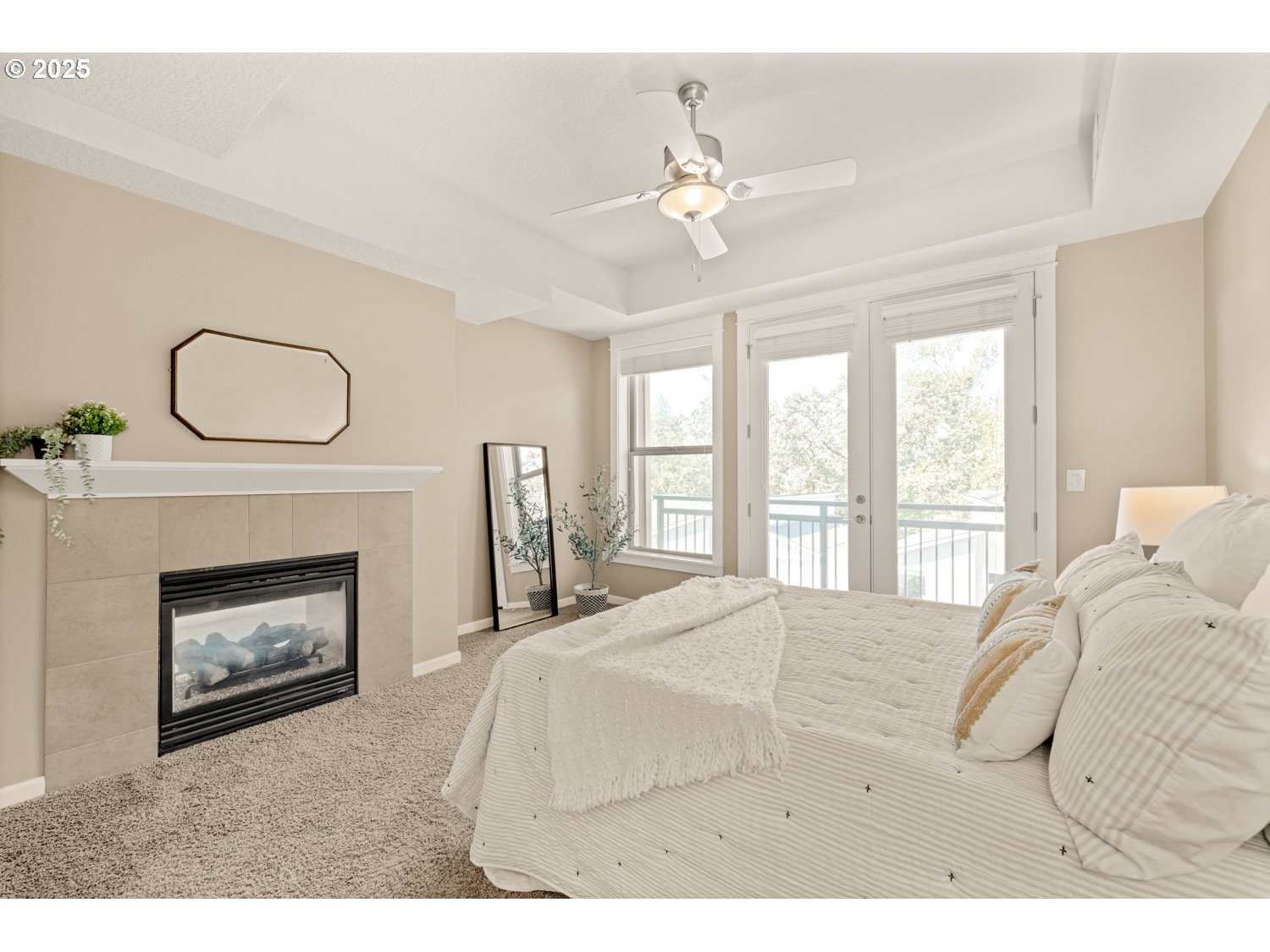 11709 SE CRESTED EAGLE LN E5, Happy Valley Unit: E5