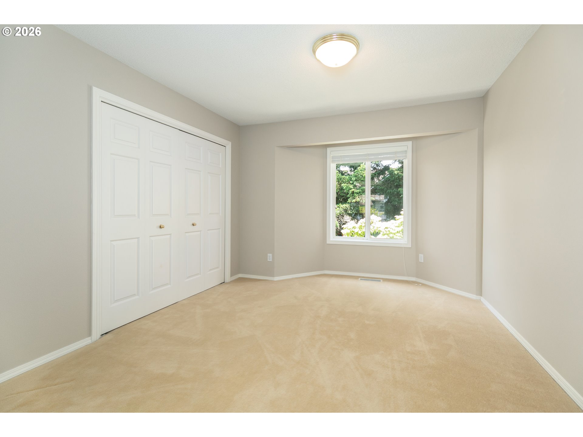 2011 NW NEW HOPE CT
