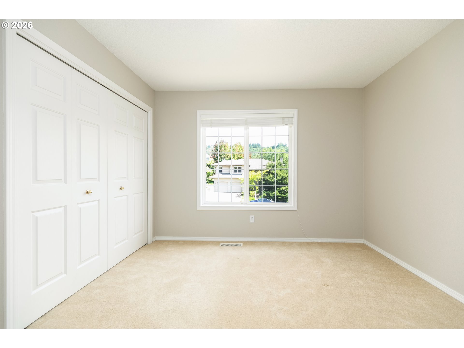 2011 NW NEW HOPE CT