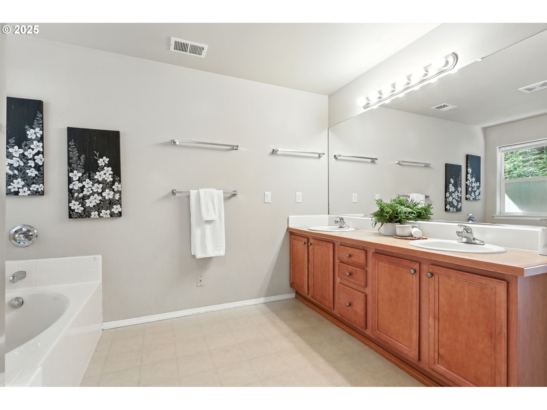 5200 NW 126TH TER