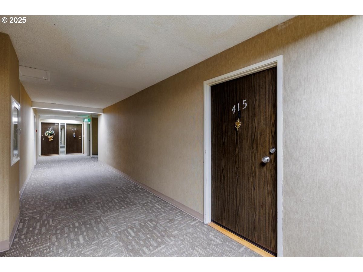 45 EAGLE CREST DR 415