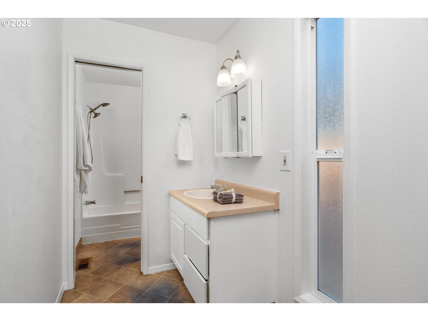 327 SE 139TH AVE