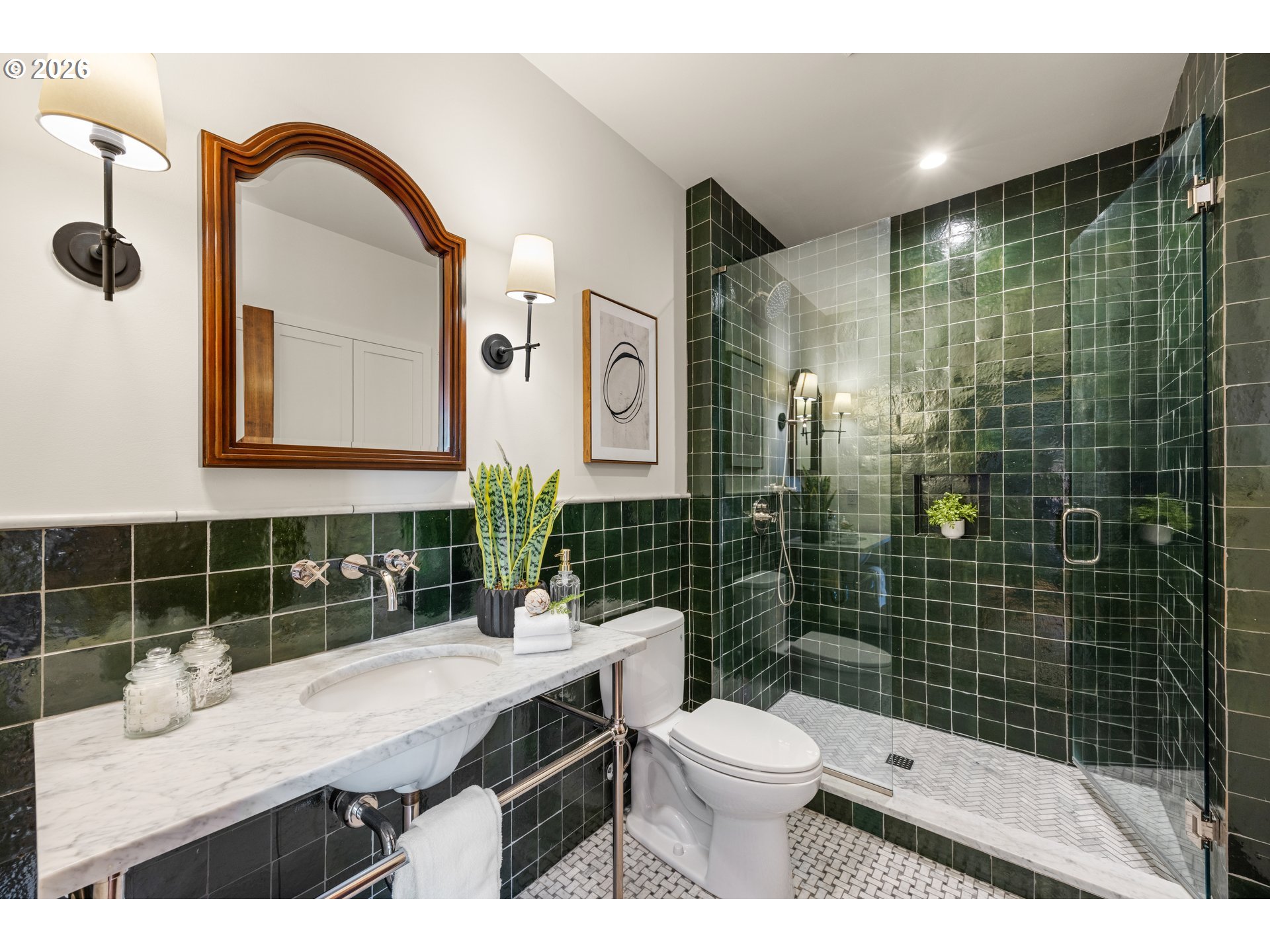 4323 SW HAMILTON TER
