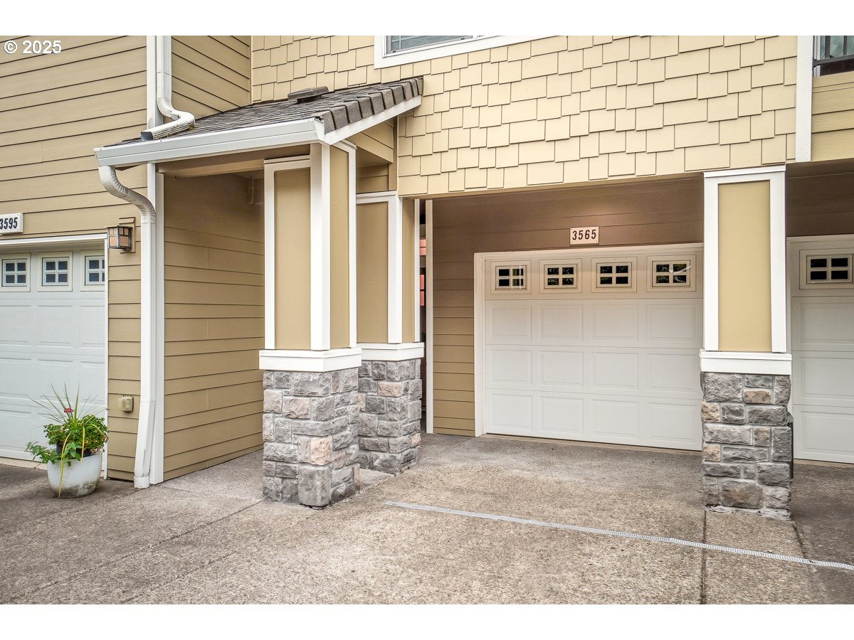 3565 SUMMERLINN DR