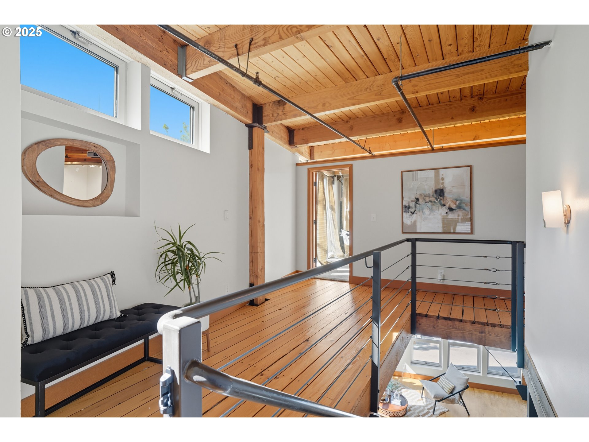 725 NW FLANDERS ST 401