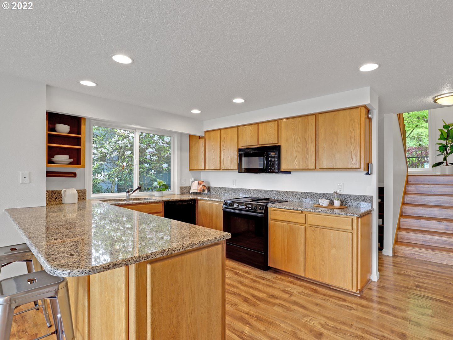 8500 SW Mapleridge DR
