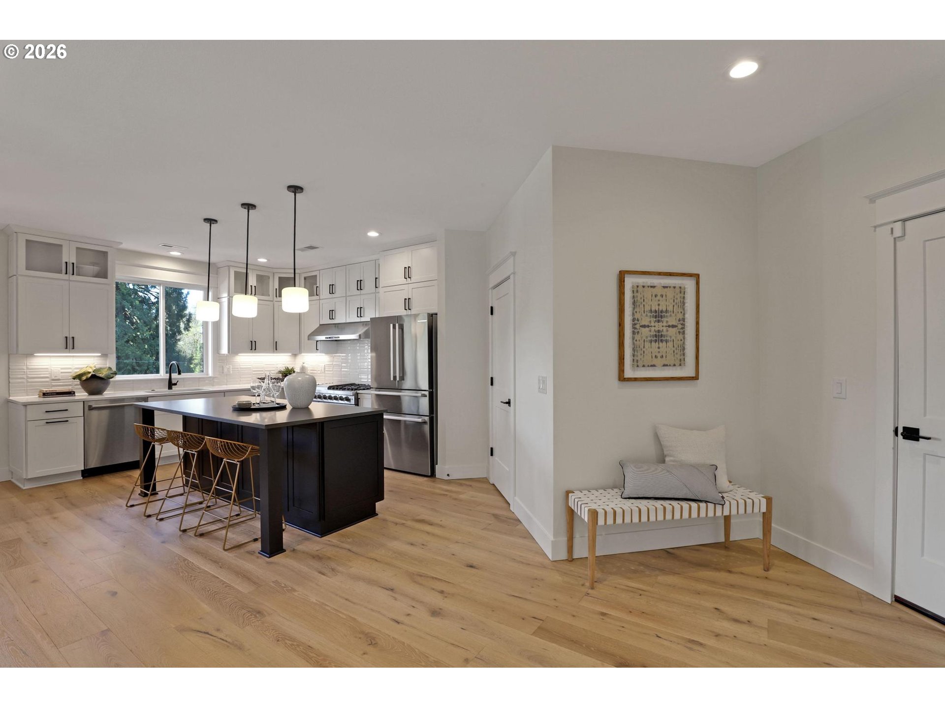 4022 SE ALDERCREST RD