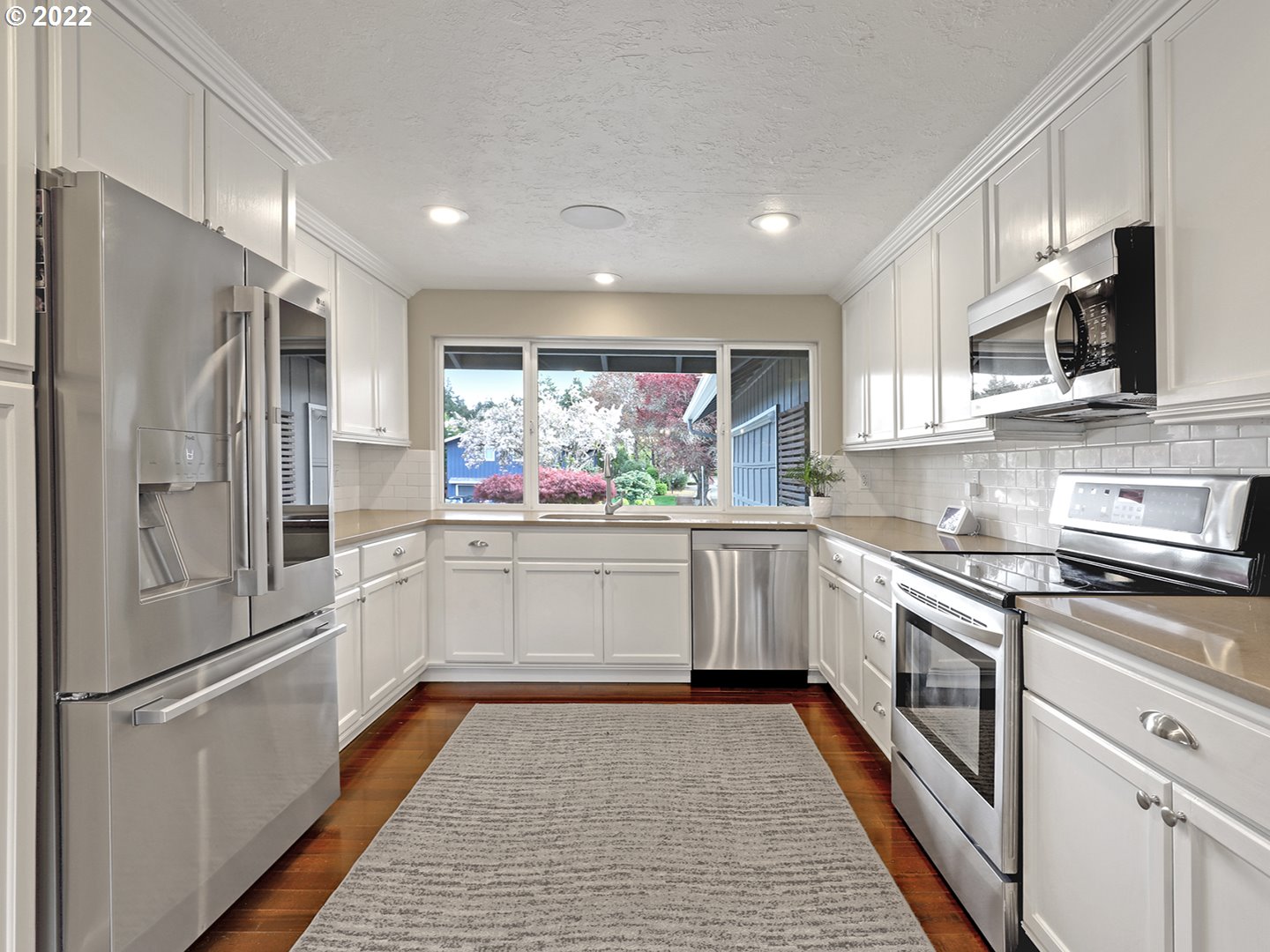 14055 SW Barlow RD
