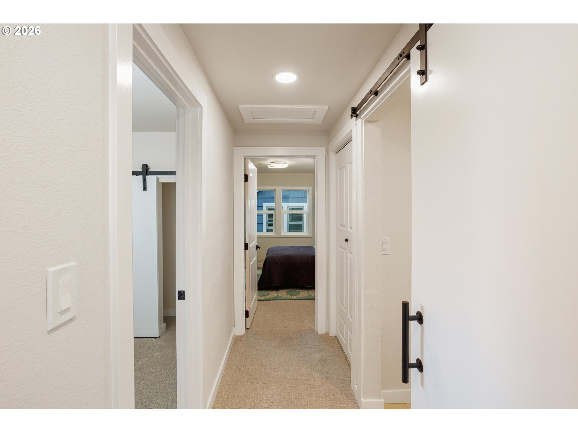 4512 SE CLINTON ST SE