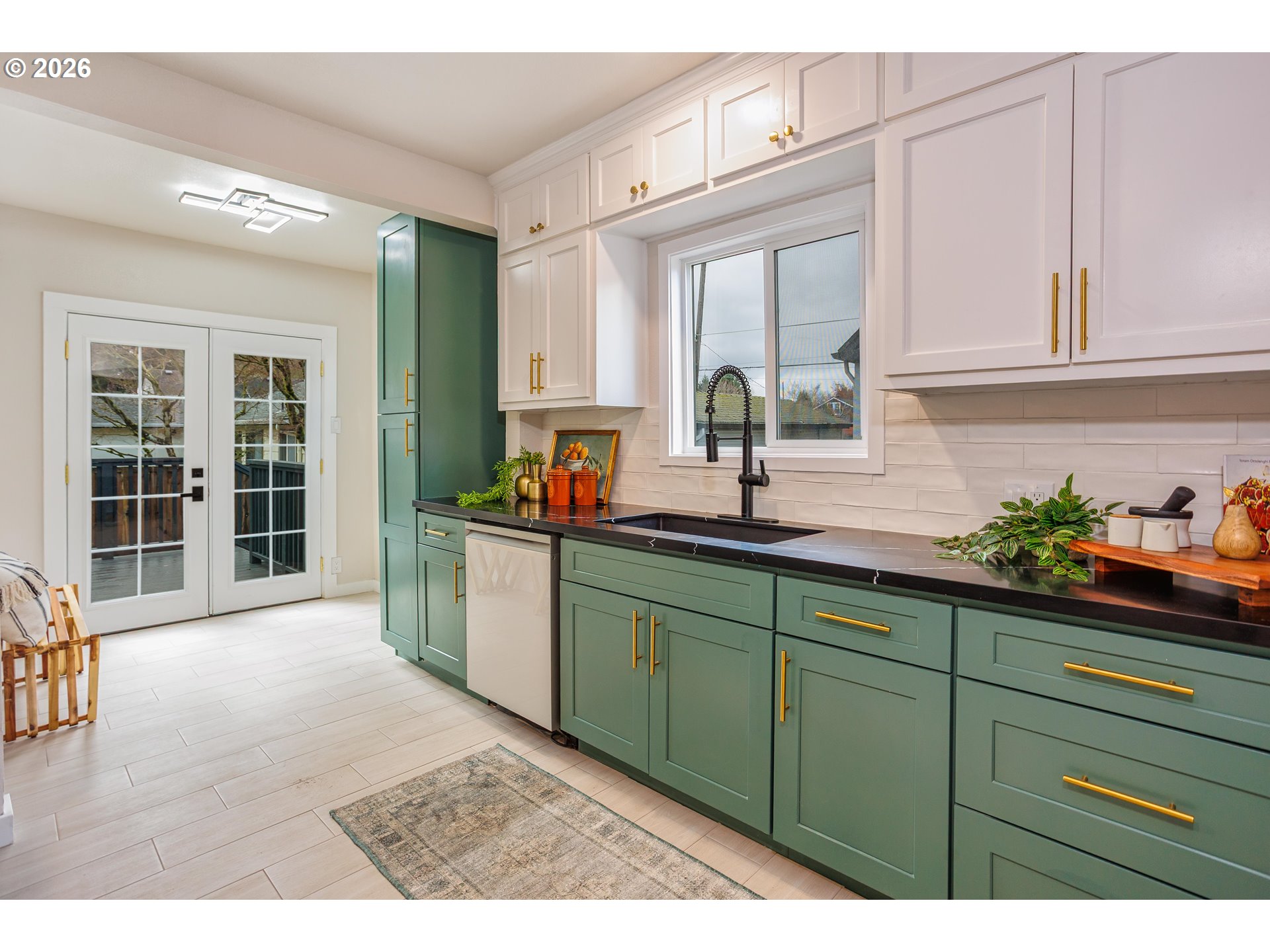 4512 SE CLINTON ST SE