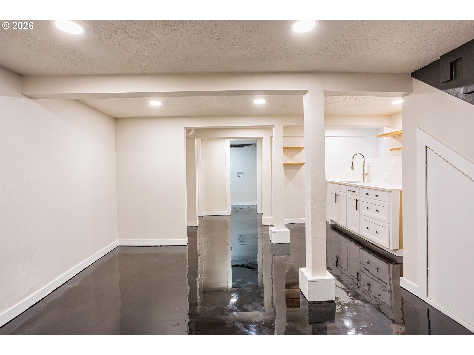 4512 SE CLINTON ST SE