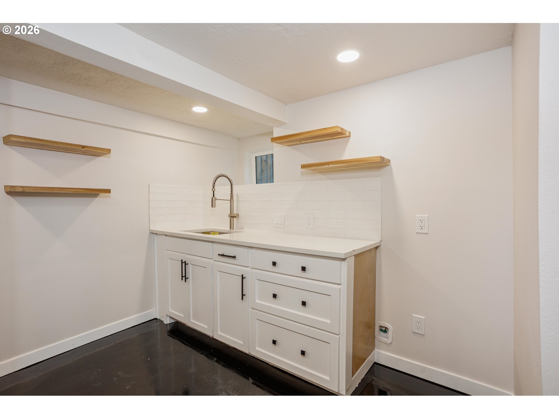 4512 SE CLINTON ST SE