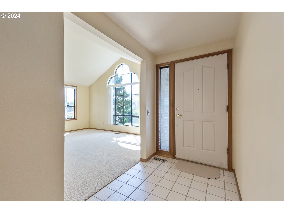 15209 NE SUMMERPLACE DR