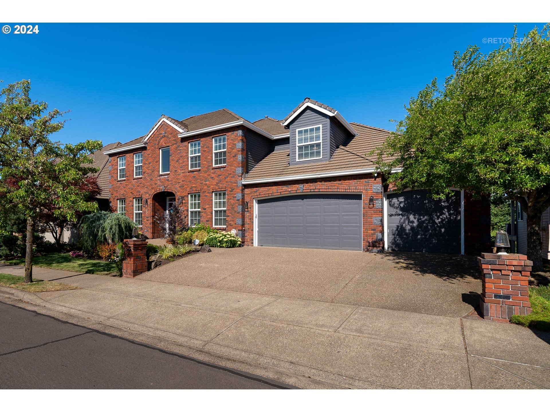 23792 SW ROBSON TER