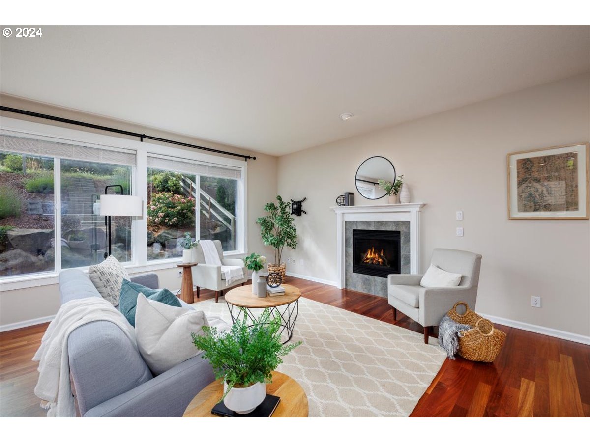 20124 SW GEORGENE CT