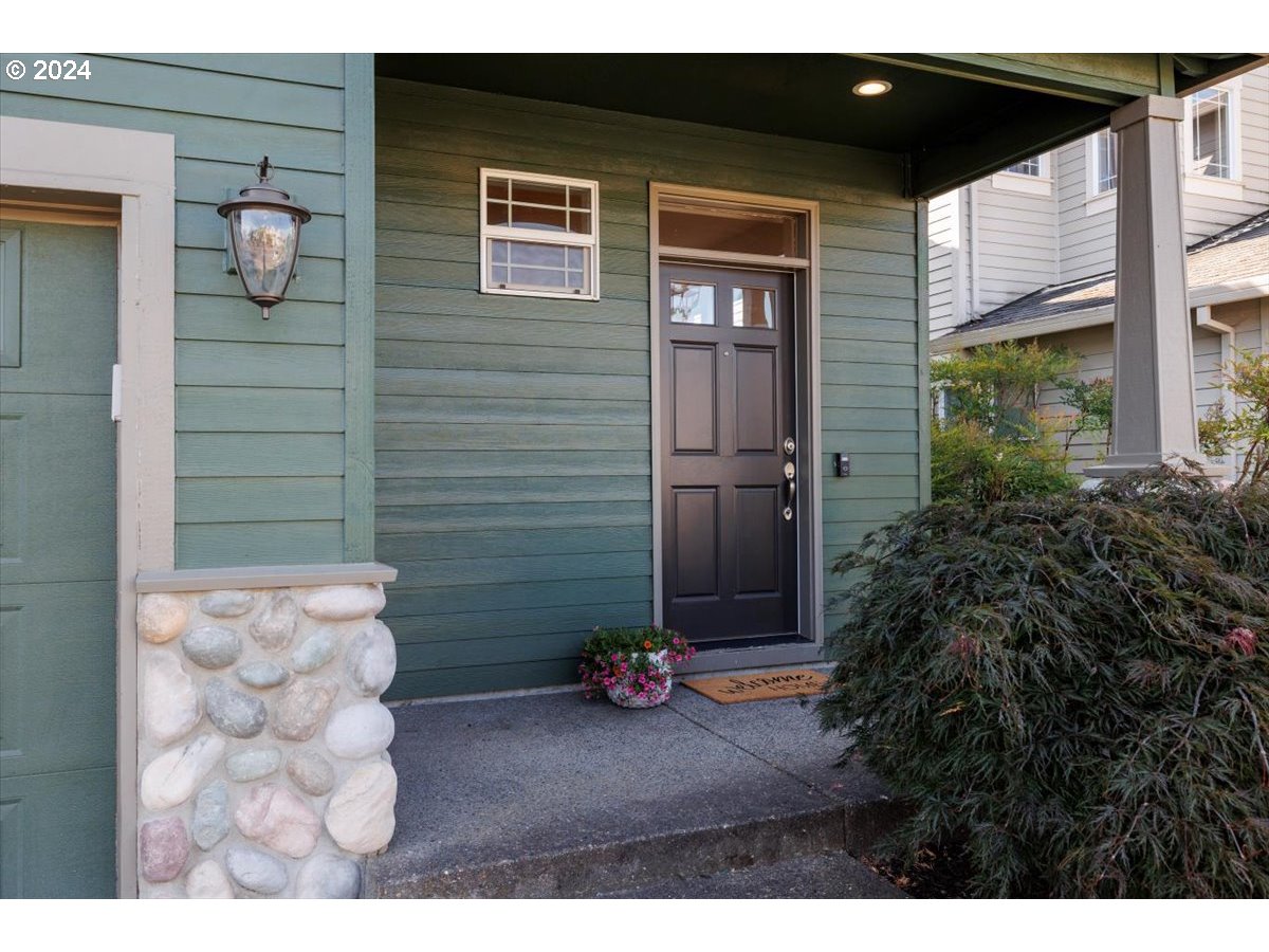 20124 SW GEORGENE CT