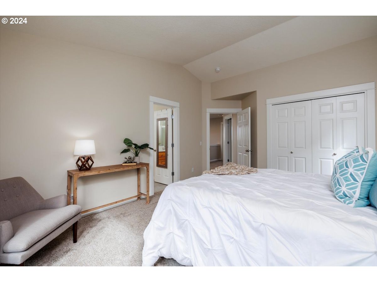 20124 SW GEORGENE CT