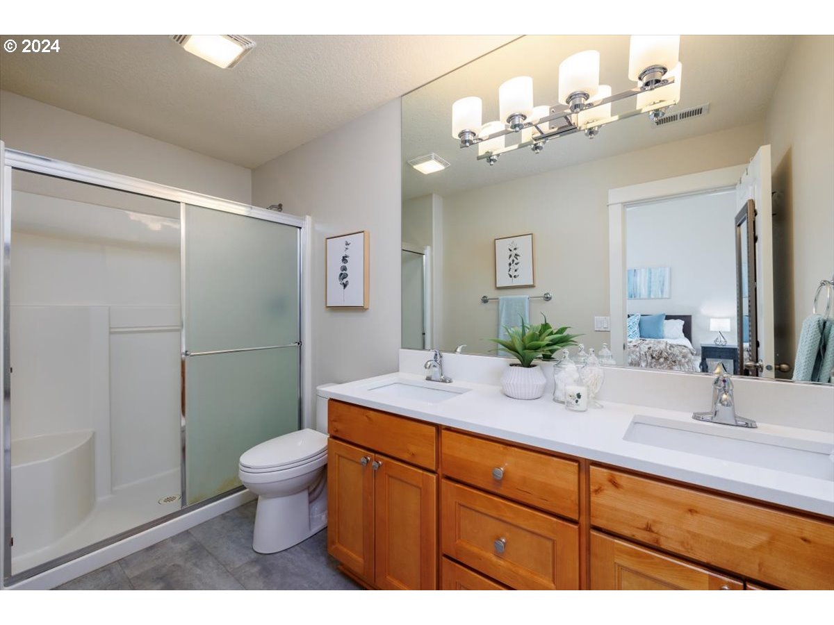 20124 SW GEORGENE CT