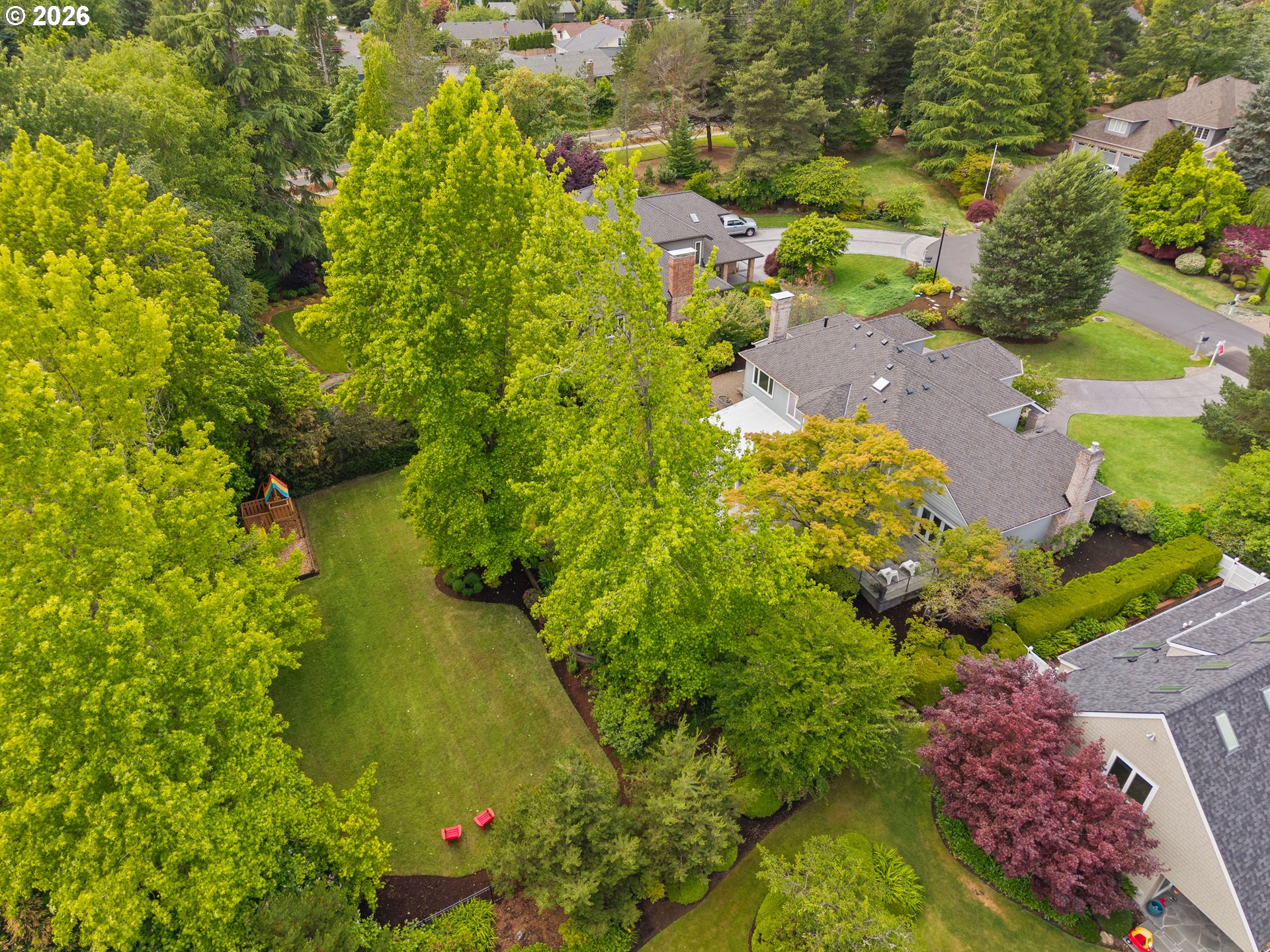 2715 NW LINMERE DR
