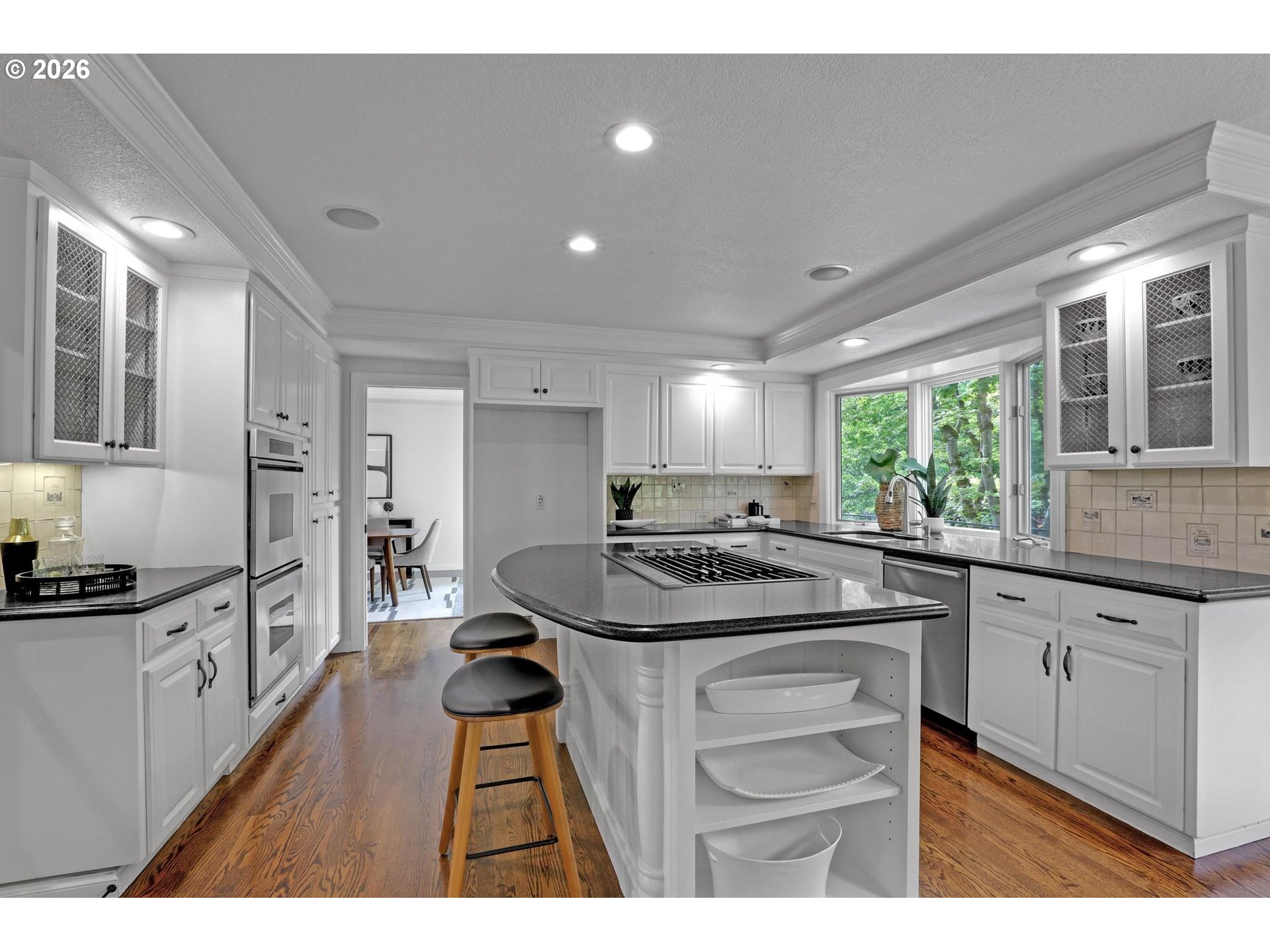 2715 NW LINMERE DR