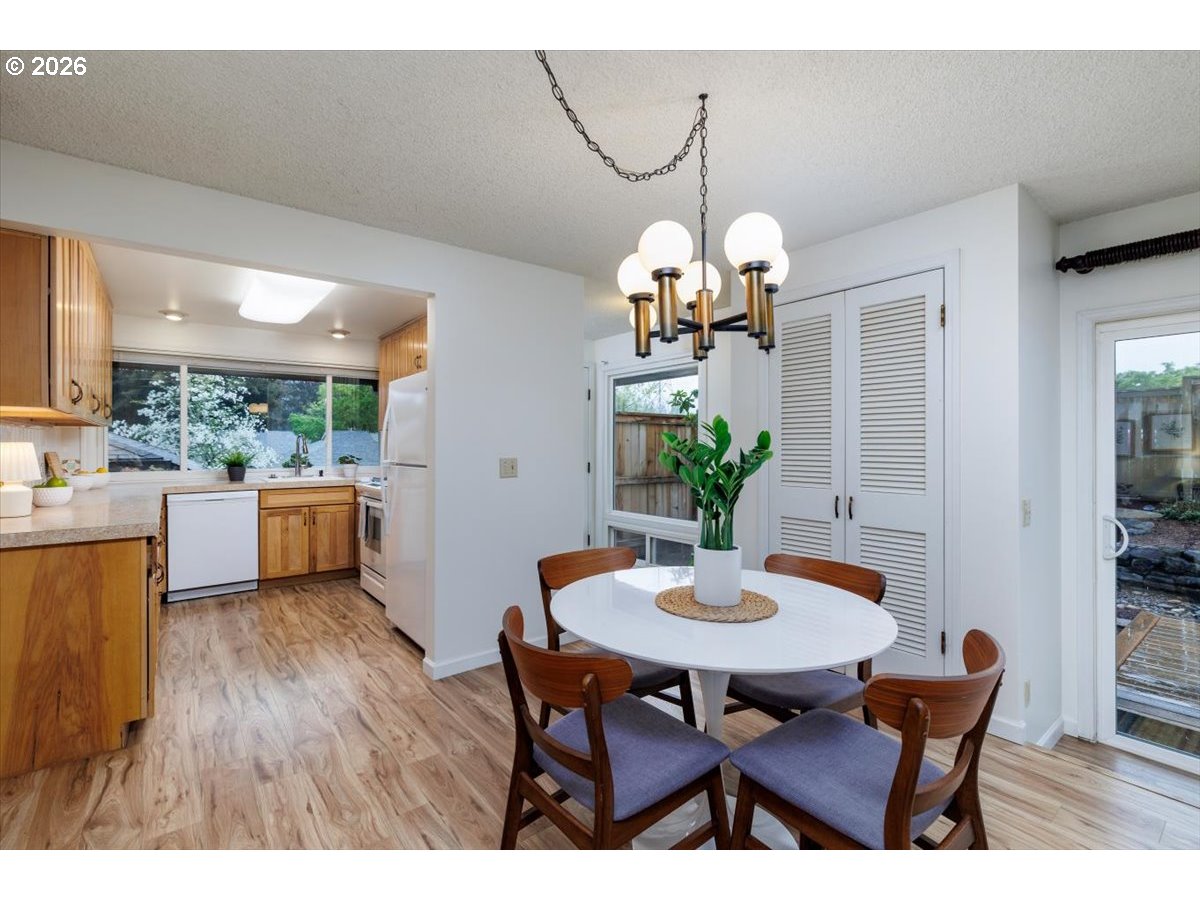 15781 SW VILLAGE CIRCLE