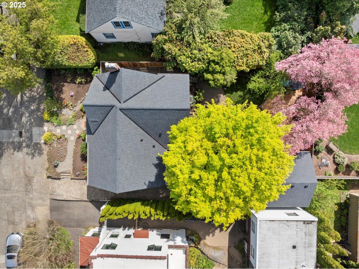 101 SE 65TH AVE
