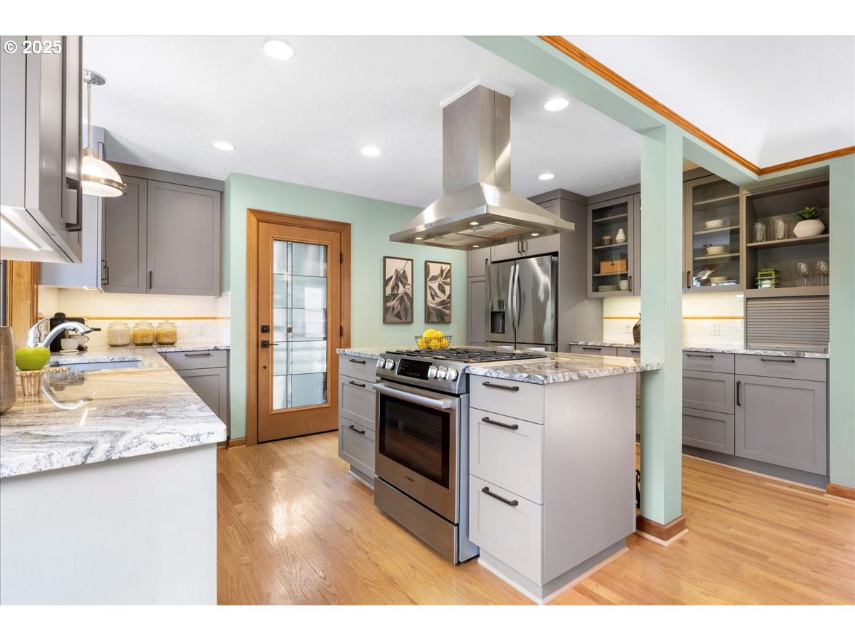 101 SE 65TH AVE