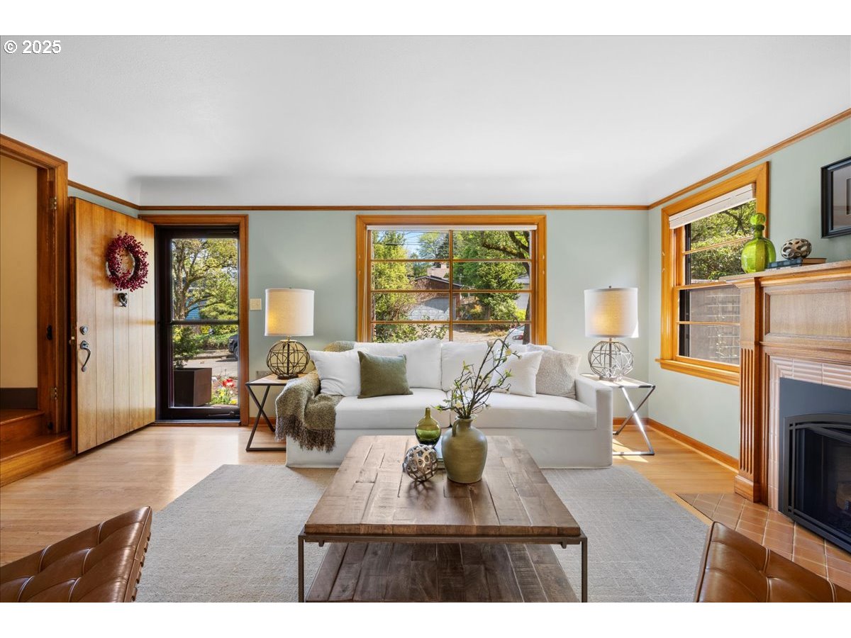 101 SE 65TH AVE