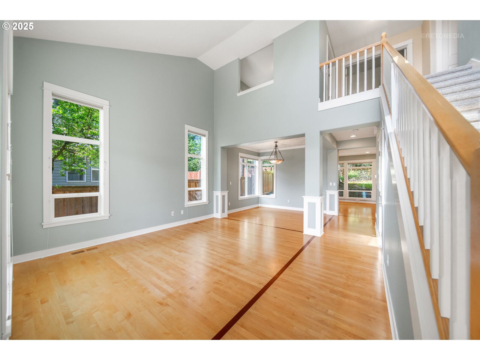 15675 SW BEVERLY BEACH CT