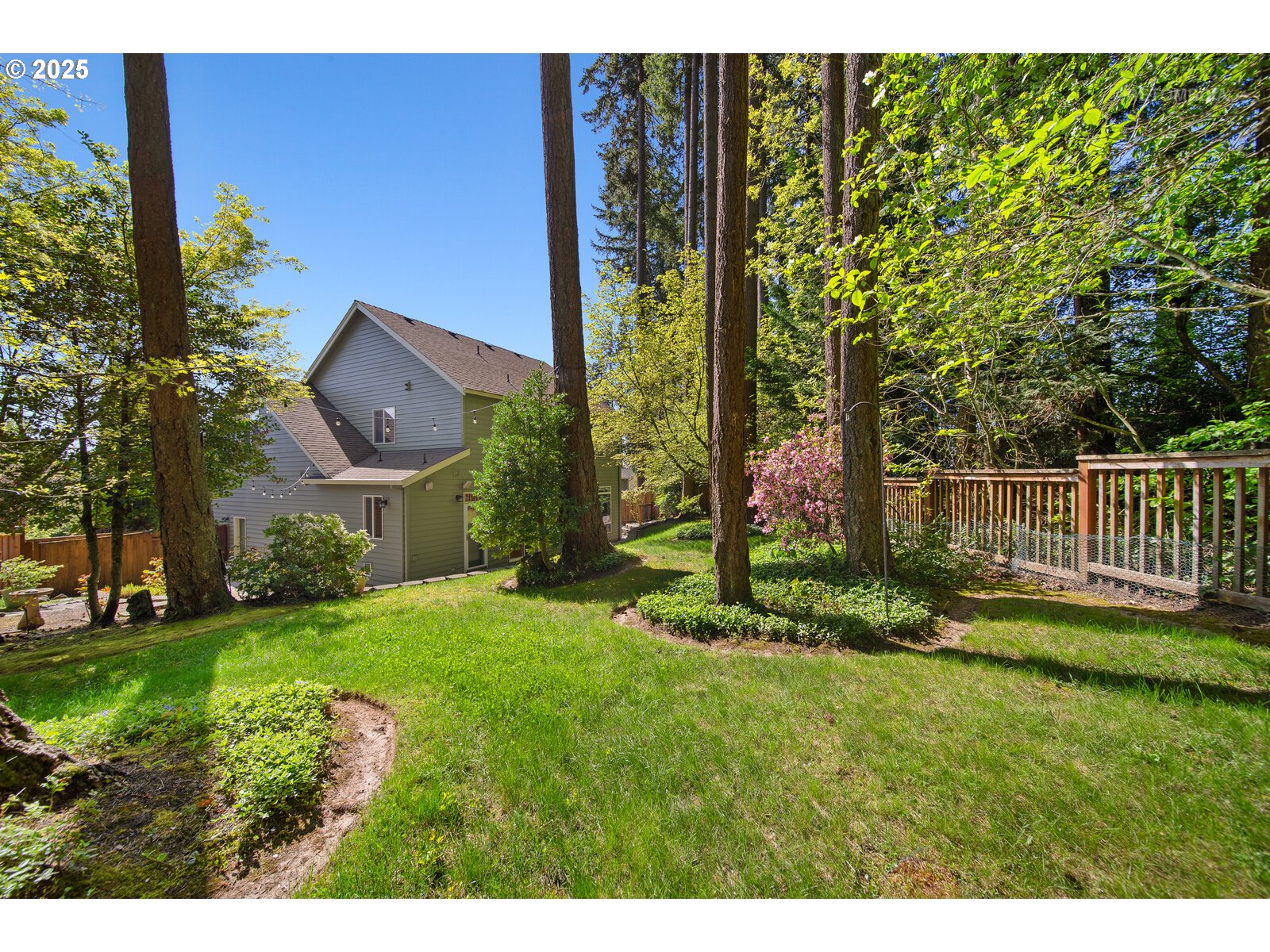 15675 SW BEVERLY BEACH CT