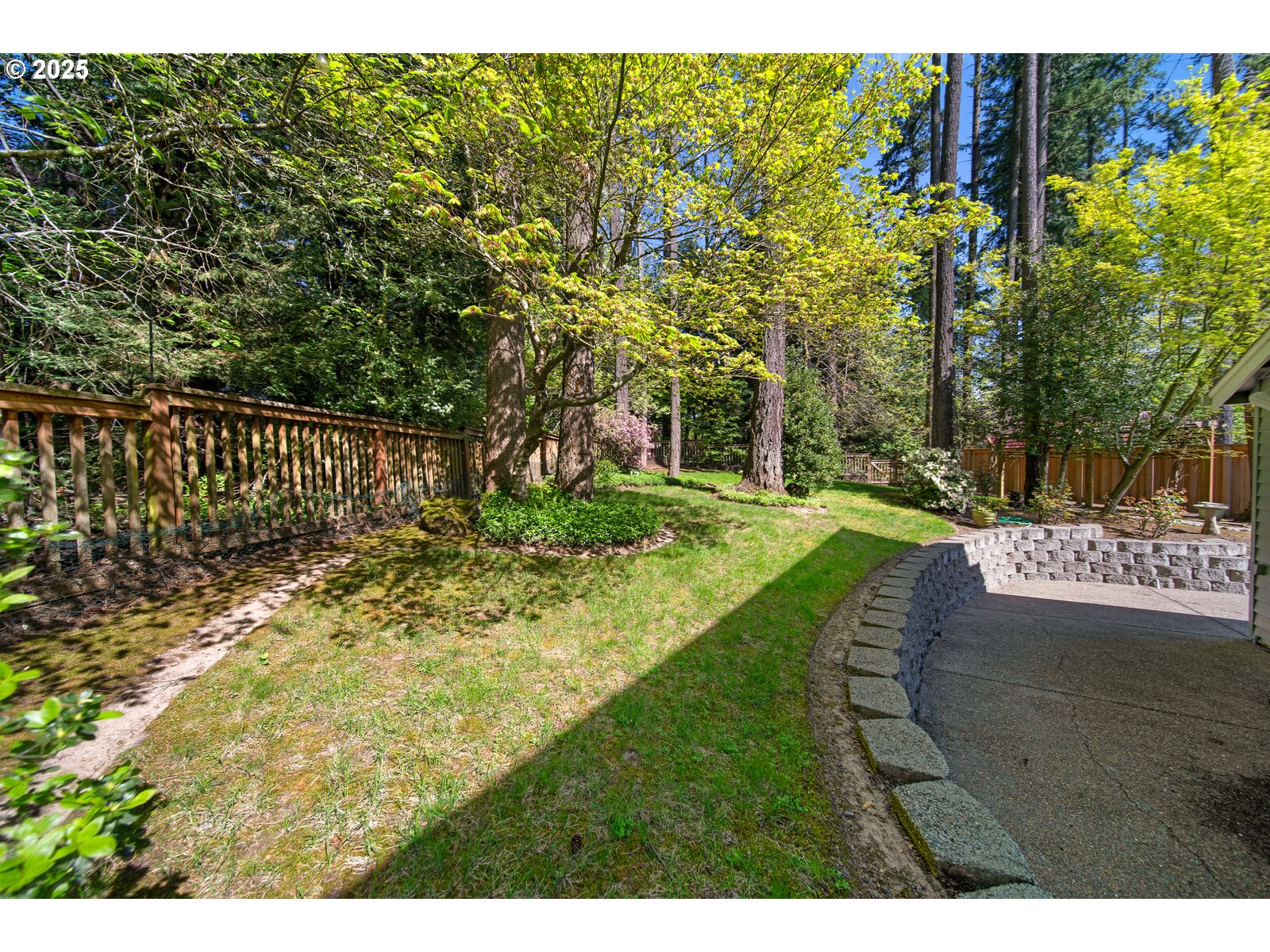 15675 SW BEVERLY BEACH CT