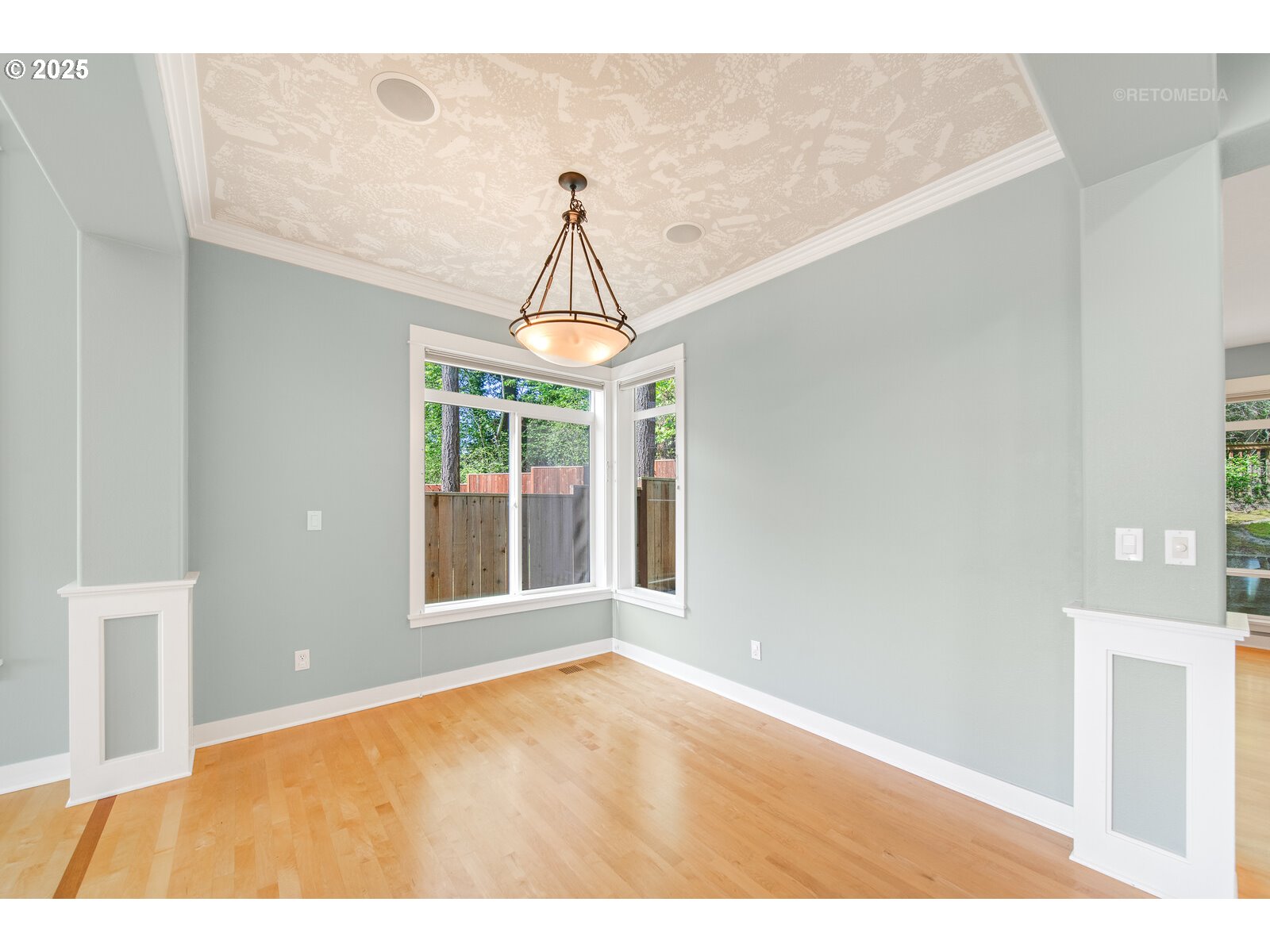 15675 SW BEVERLY BEACH CT