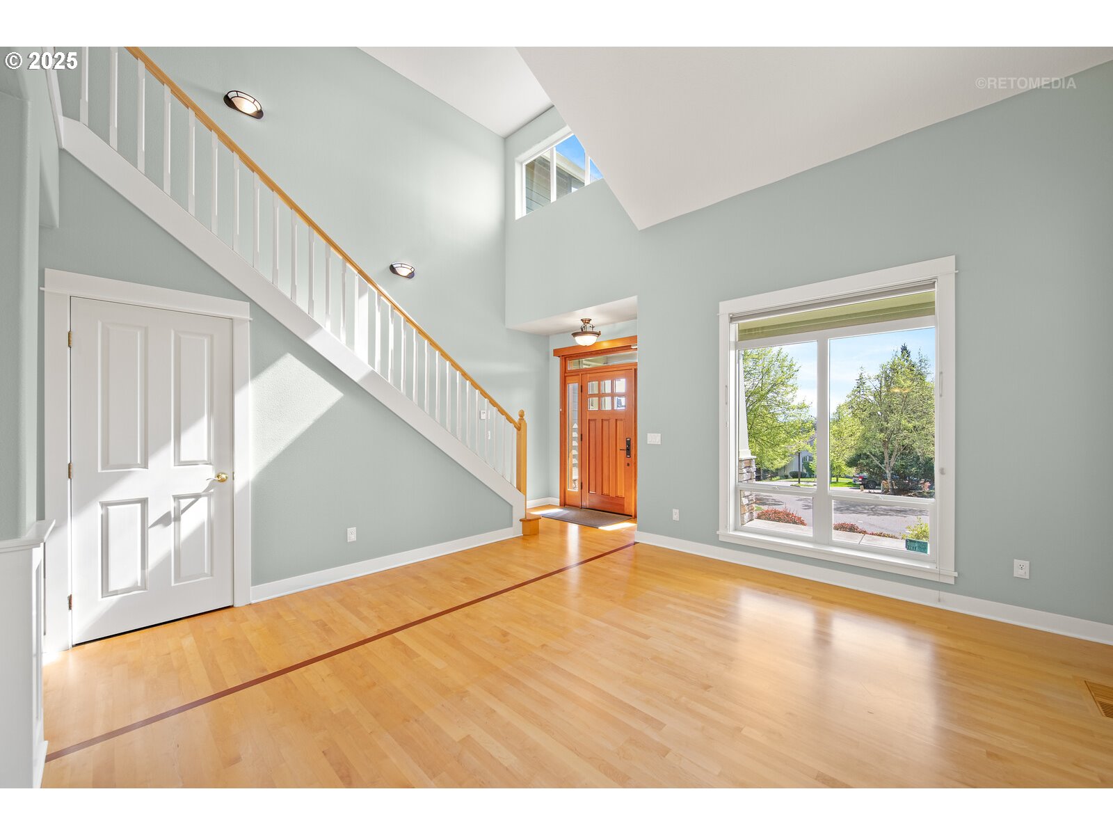 15675 SW BEVERLY BEACH CT