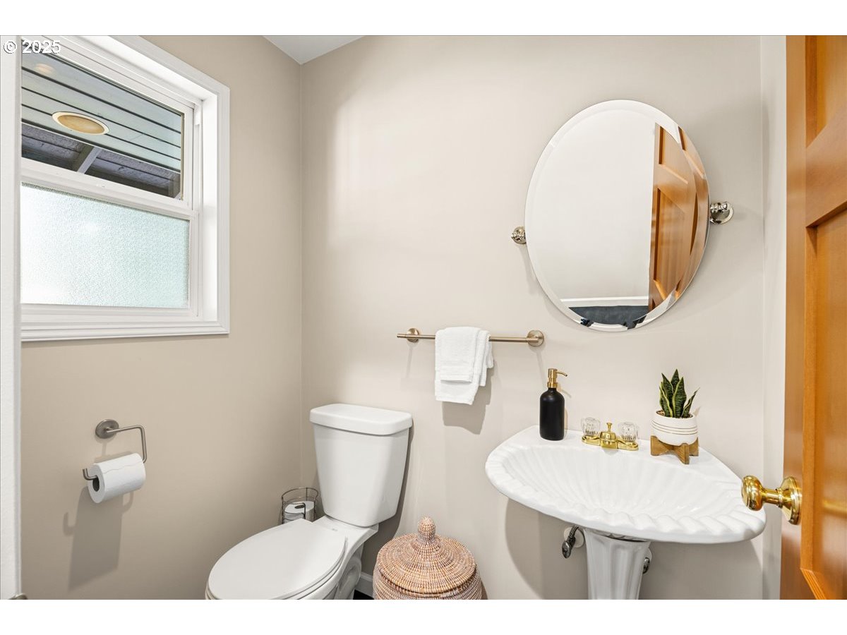 10250 SW ARBORCREST WAY