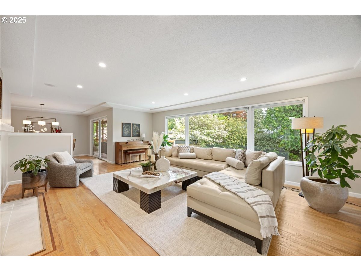 10250 SW ARBORCREST WAY