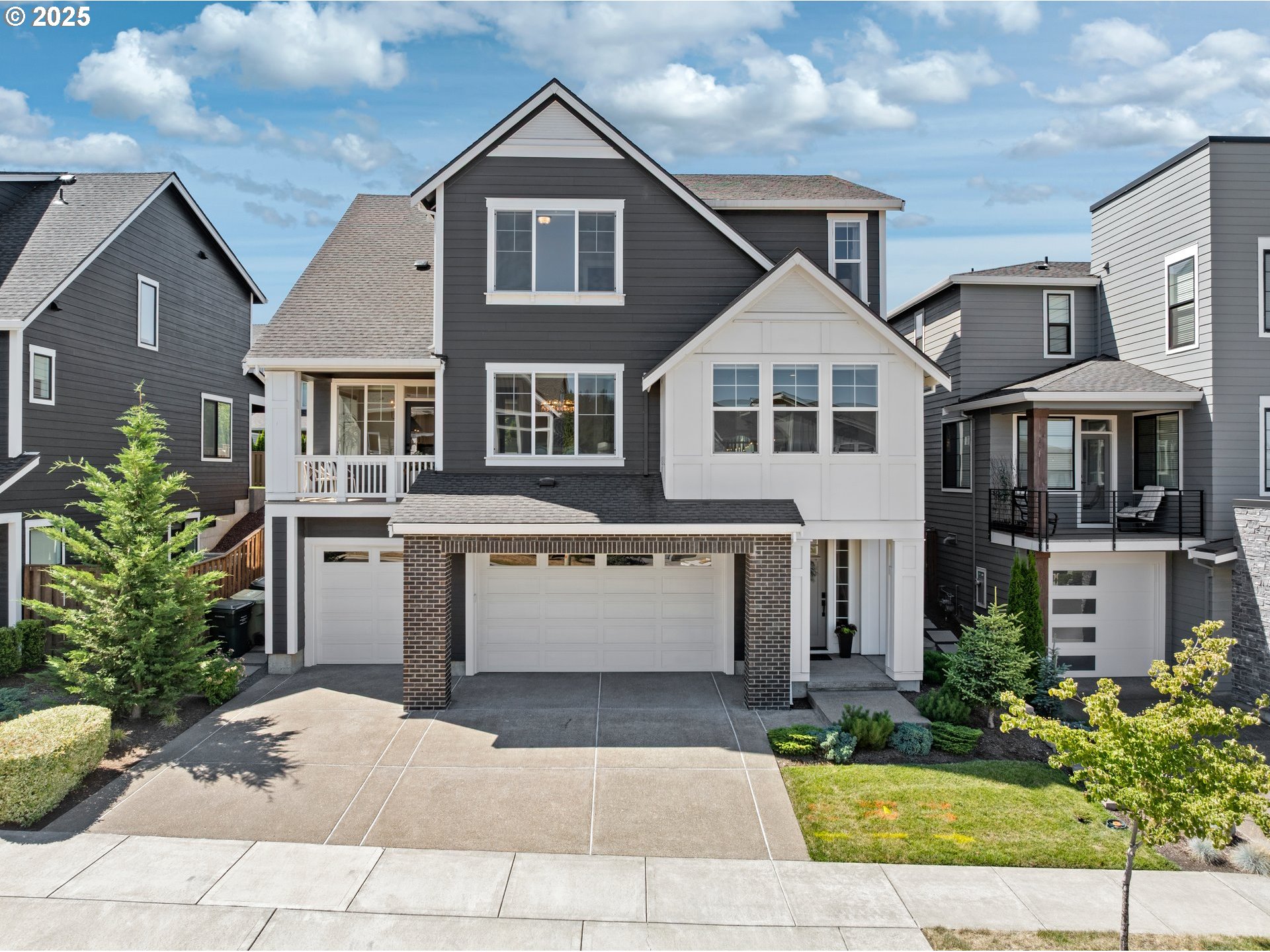 12114 NW HILLER LN