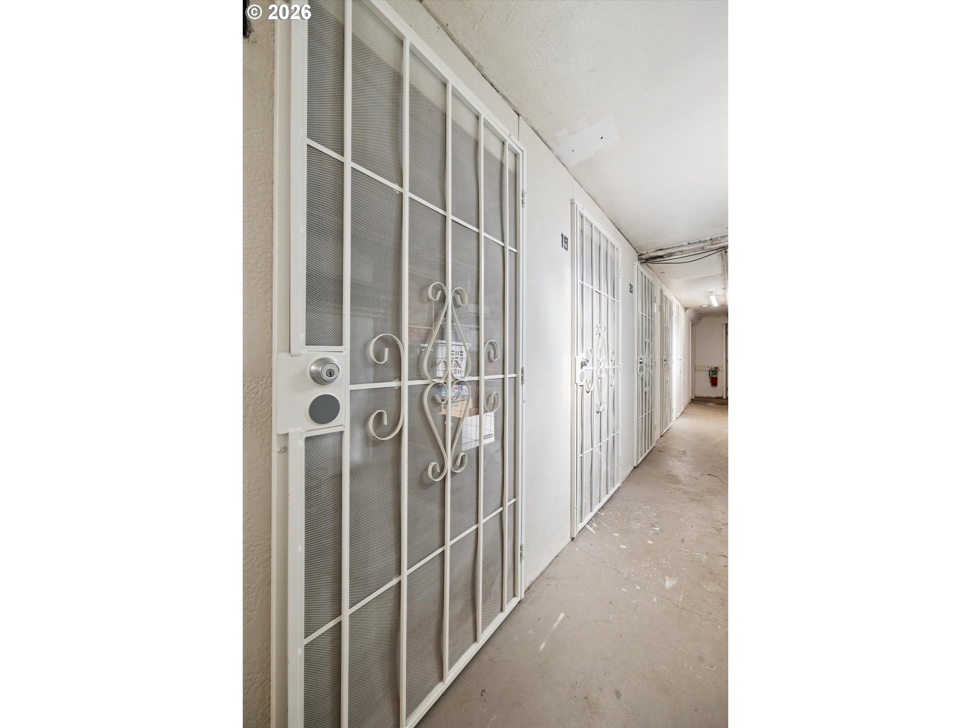 2025 SE CARUTHERS ST 18