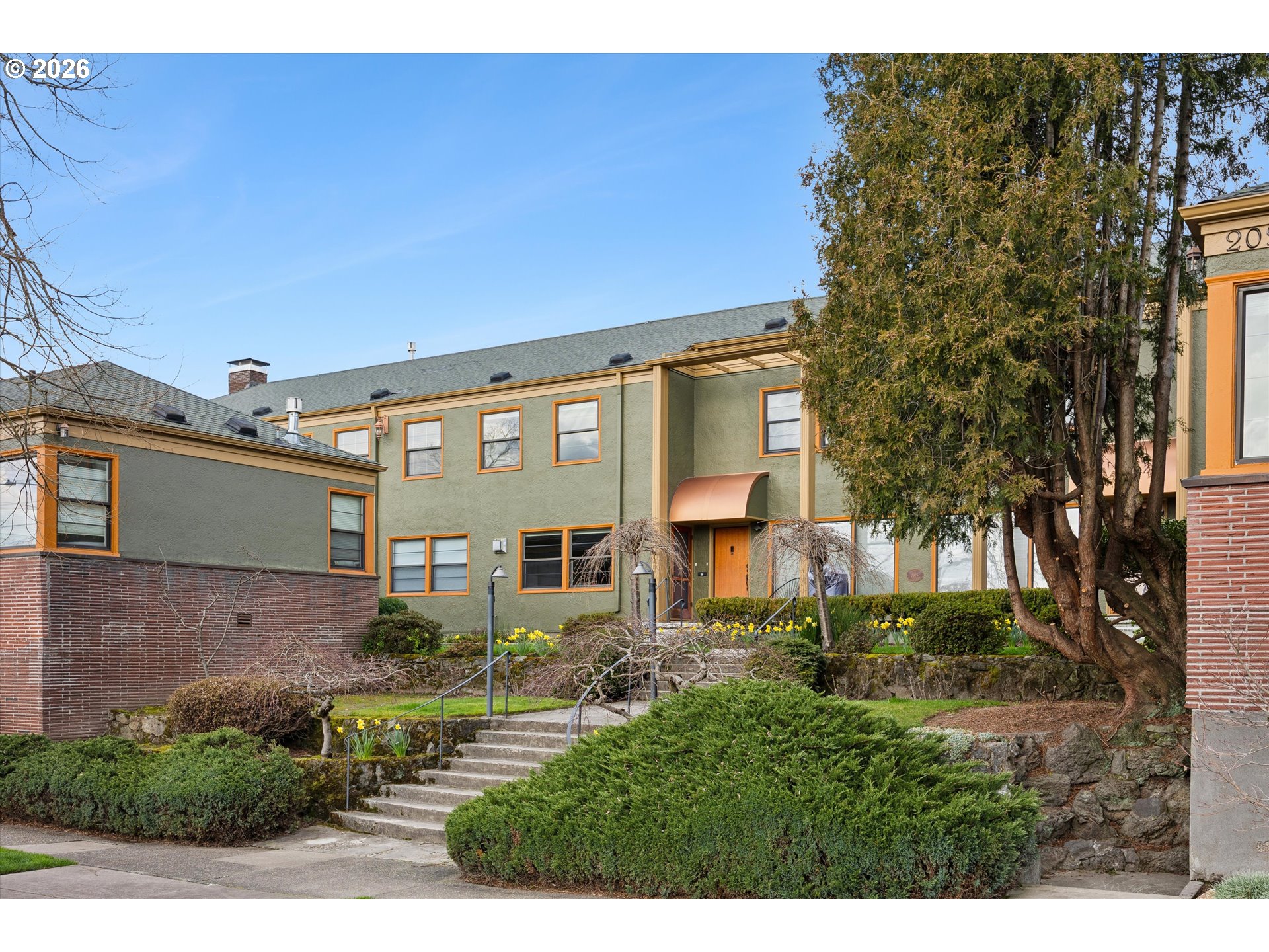 2025 SE CARUTHERS ST 18