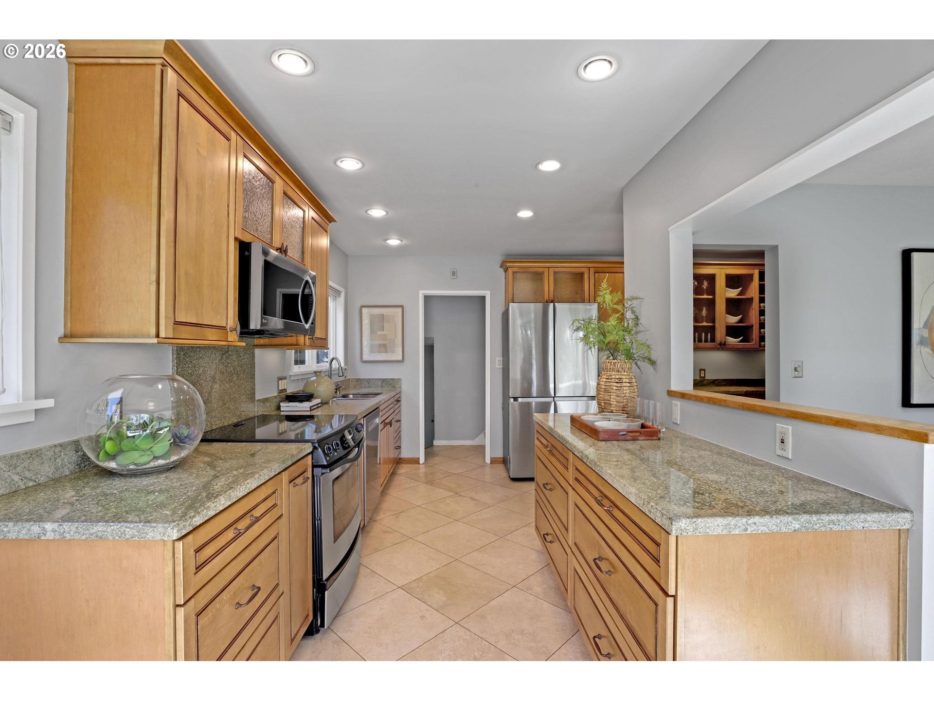434 NW HERMOSA BLVD
